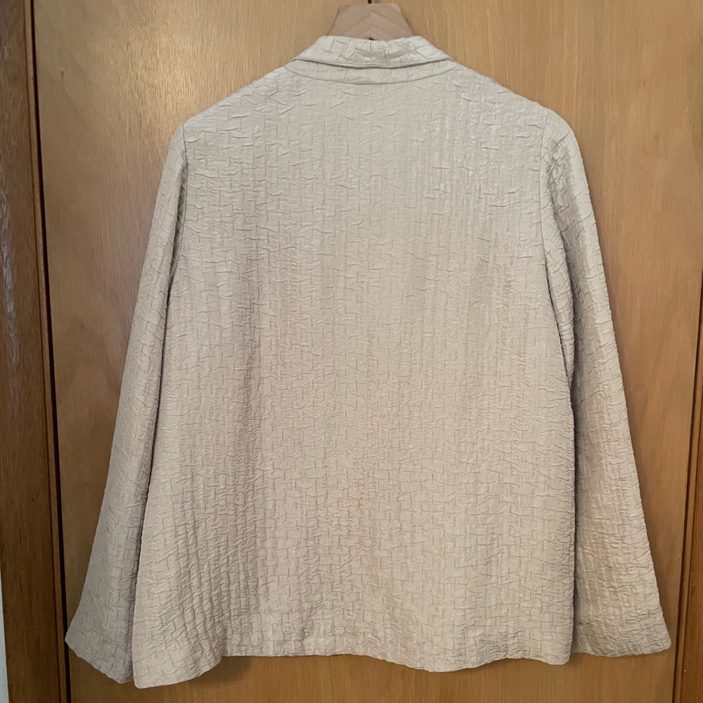 Eileen Fisher Silk + Linen Lightweight Crinkle Open Blazer Size M. - Picture 8 of 8